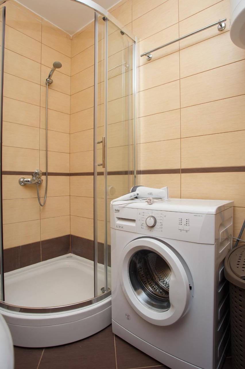 Suntime Apartment Тиват Екстериор снимка